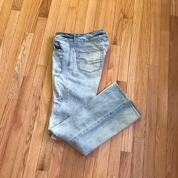 Sz 8 | AEO | Boot Cut / Wide Flare Leg Jeans🔥 - Picture 2 of 6